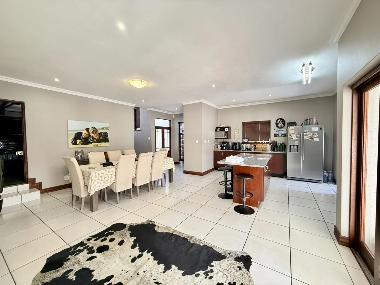 3 BEDROOM TOWNHOUSE FOR RENT IN HERITAGE HILL ESTATE