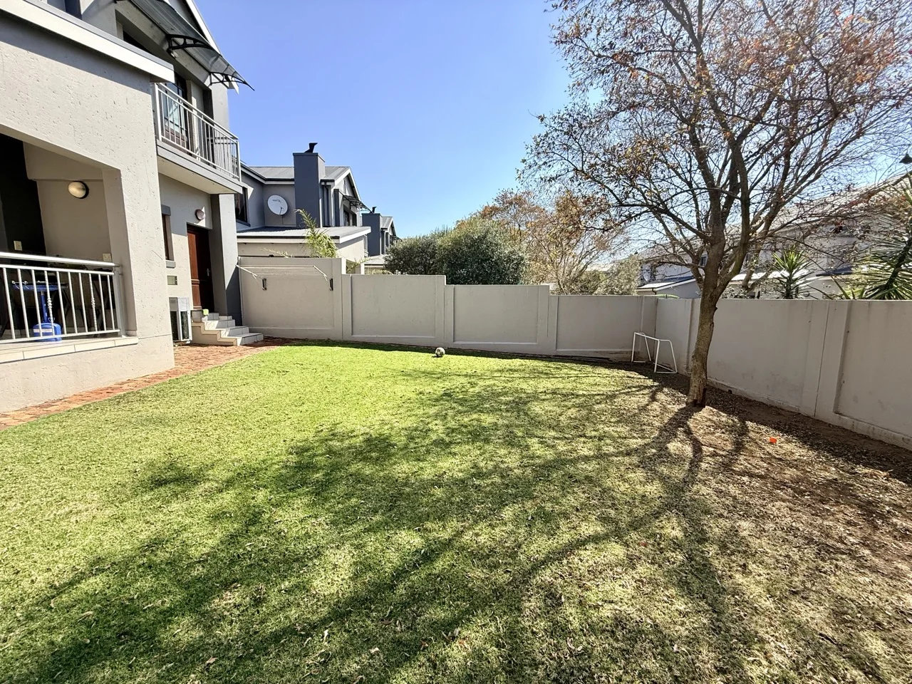 3 BEDROOM TOWNHOUSE FOR RENT IN HERITAGE HILL ESTATE