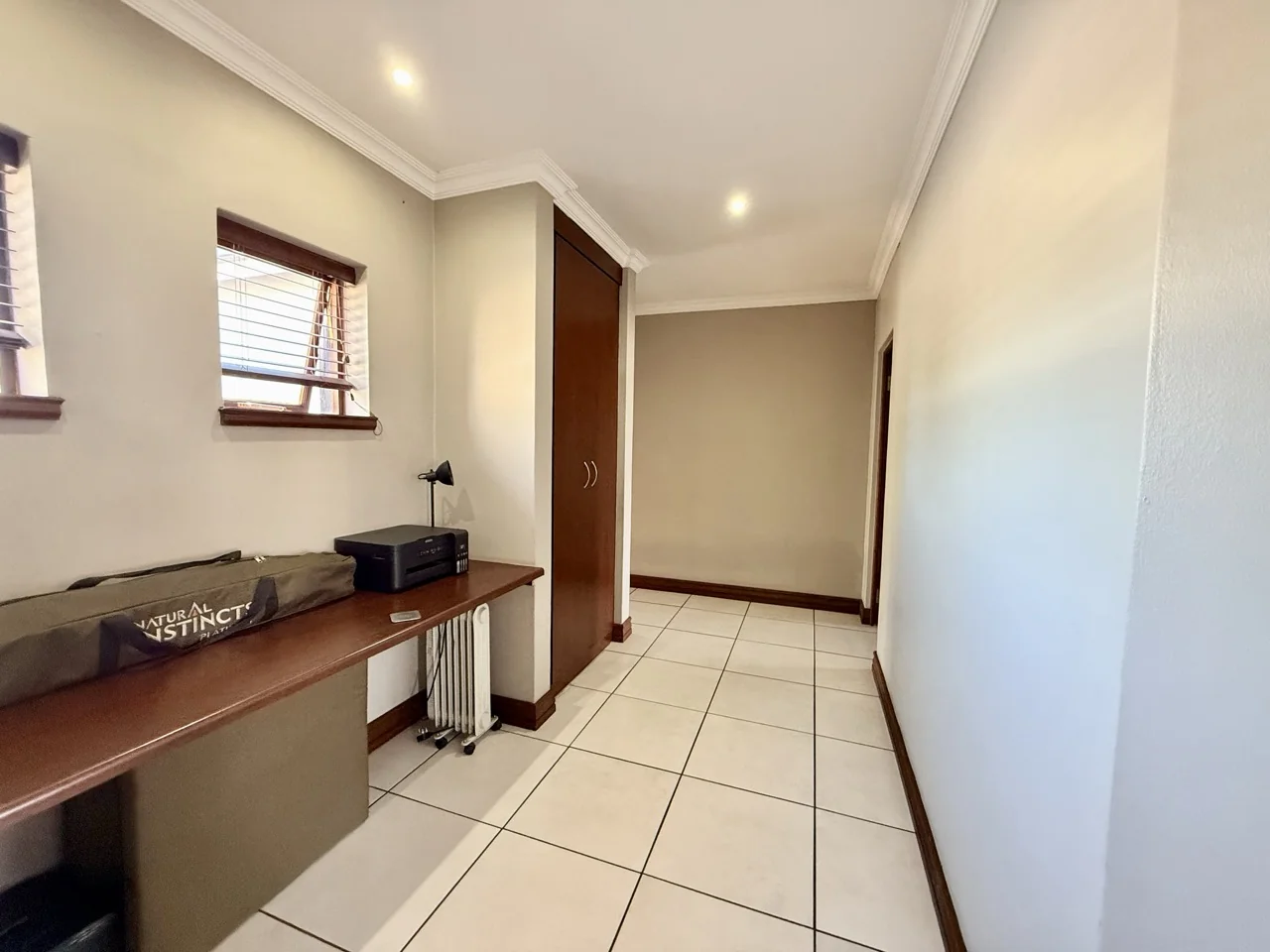 3 BEDROOM TOWNHOUSE FOR RENT IN HERITAGE HILL ESTATE