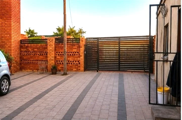 Spacious Family Home with Excellent Income-Generating Potential in Tembisa