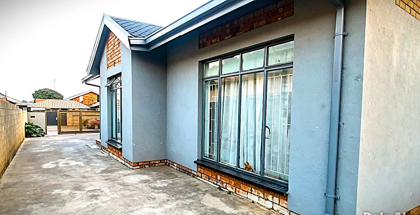 Spacious Family Home with Excellent Transport Access.