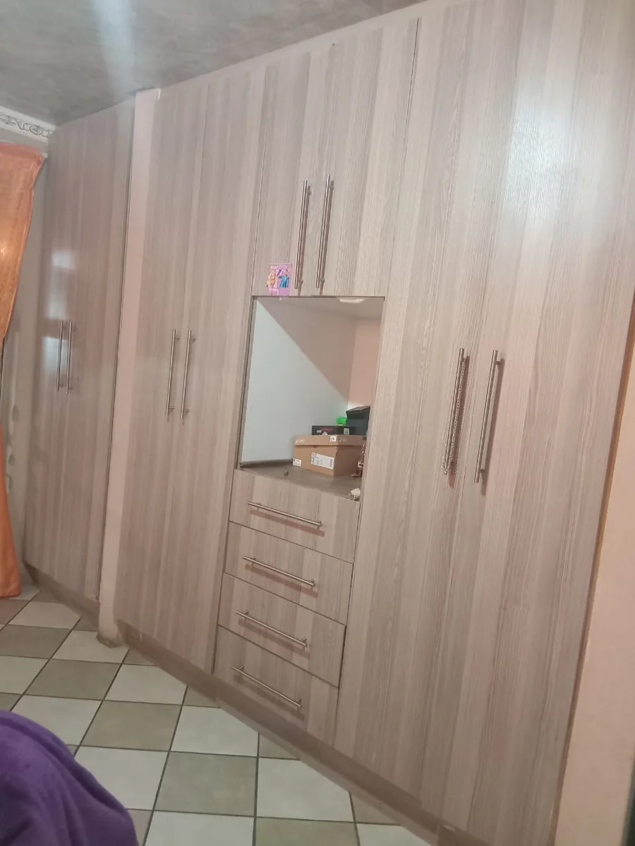 Double-storey House For Rent in Tlhabane West