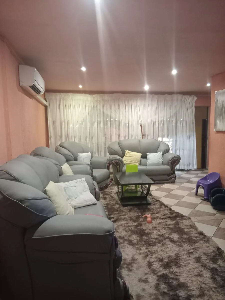 Double-storey House For Rent in Tlhabane West