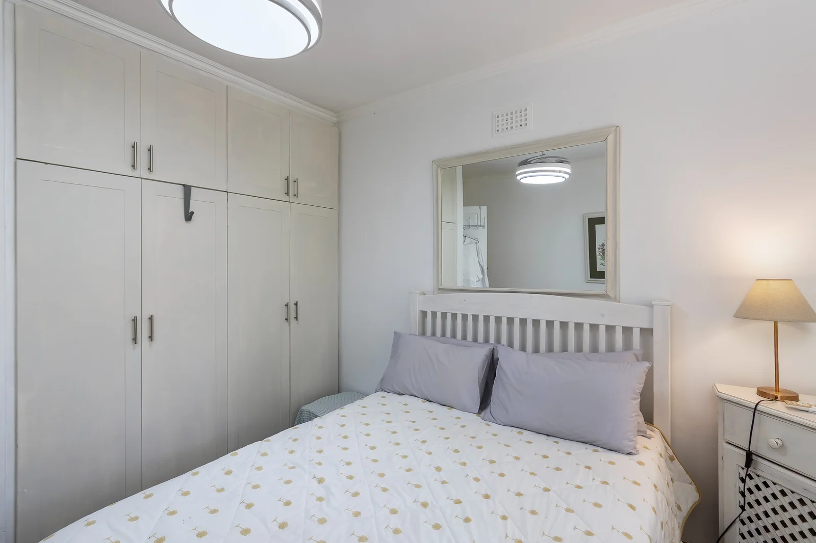 EXECUTIVE LIVING IN THE HEART OF OLD STELLENBOSCH