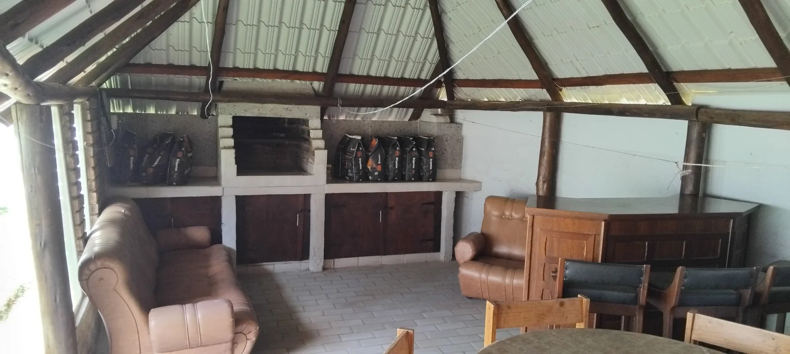 A Home That Offers More Than Just Space in Flora Park