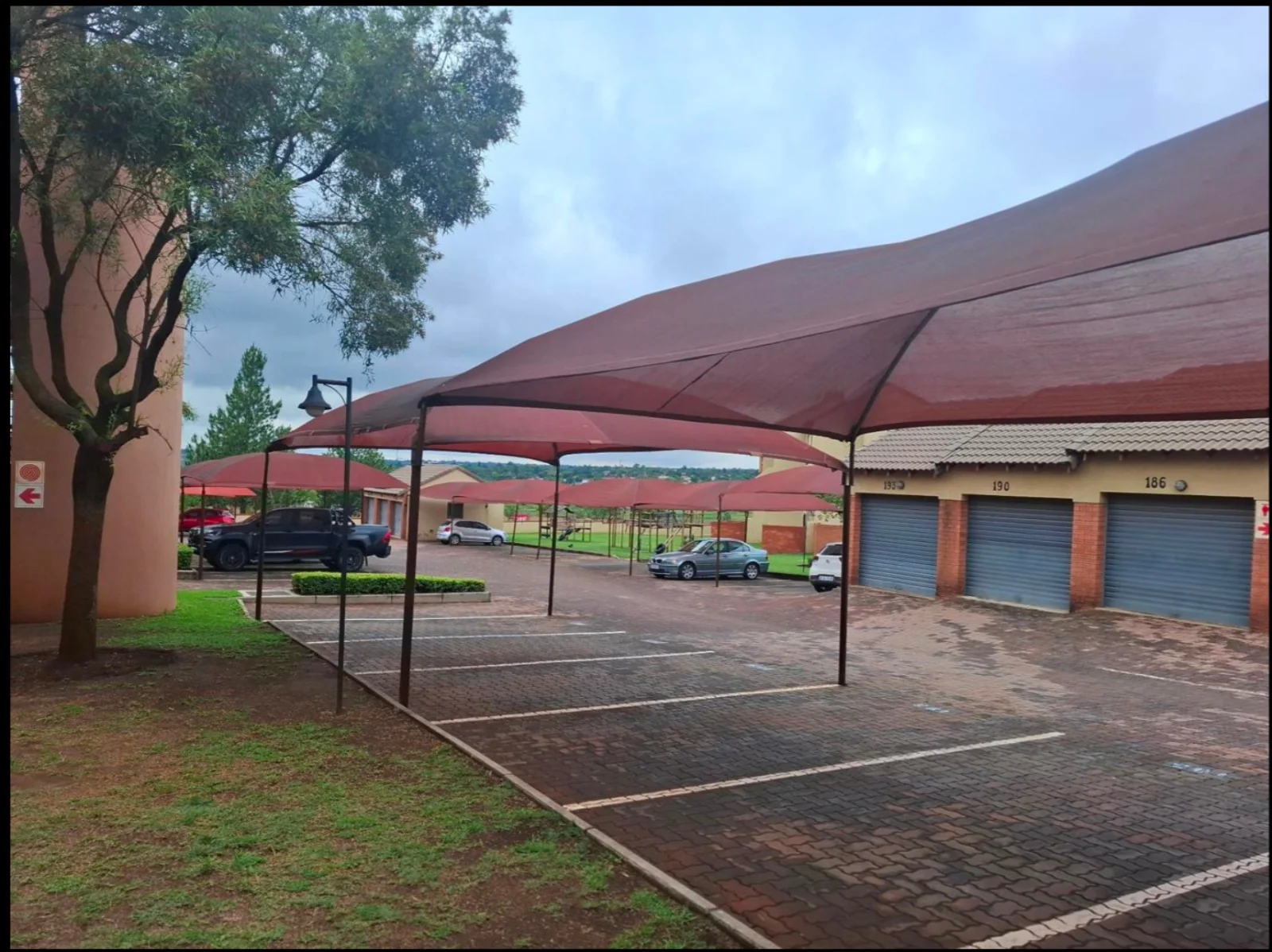 2-Bedroom Ground-Floor Apartment in Secure Estate