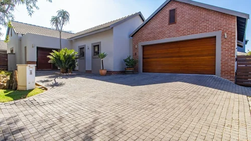 Midlands Estate, Centurion