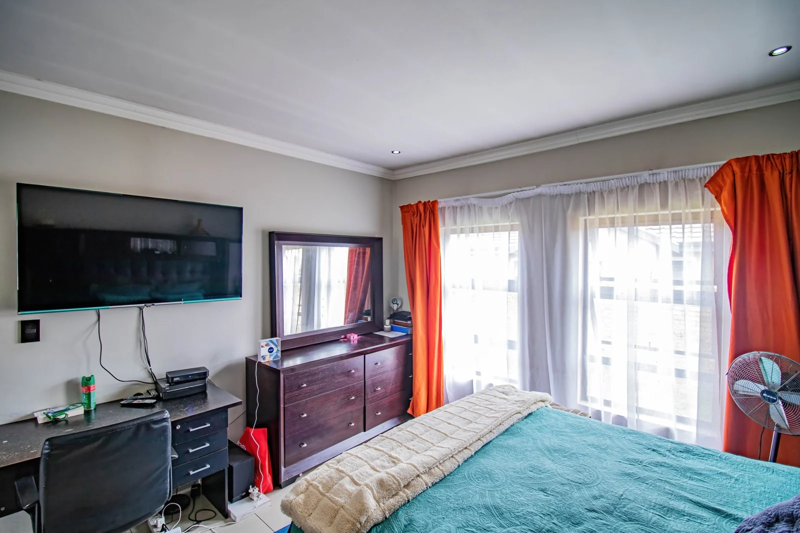 3-Bedroom, 2-Bathroom Family Home with Double Automated Garage To RENT in Parklands Secure Estate, Clayville