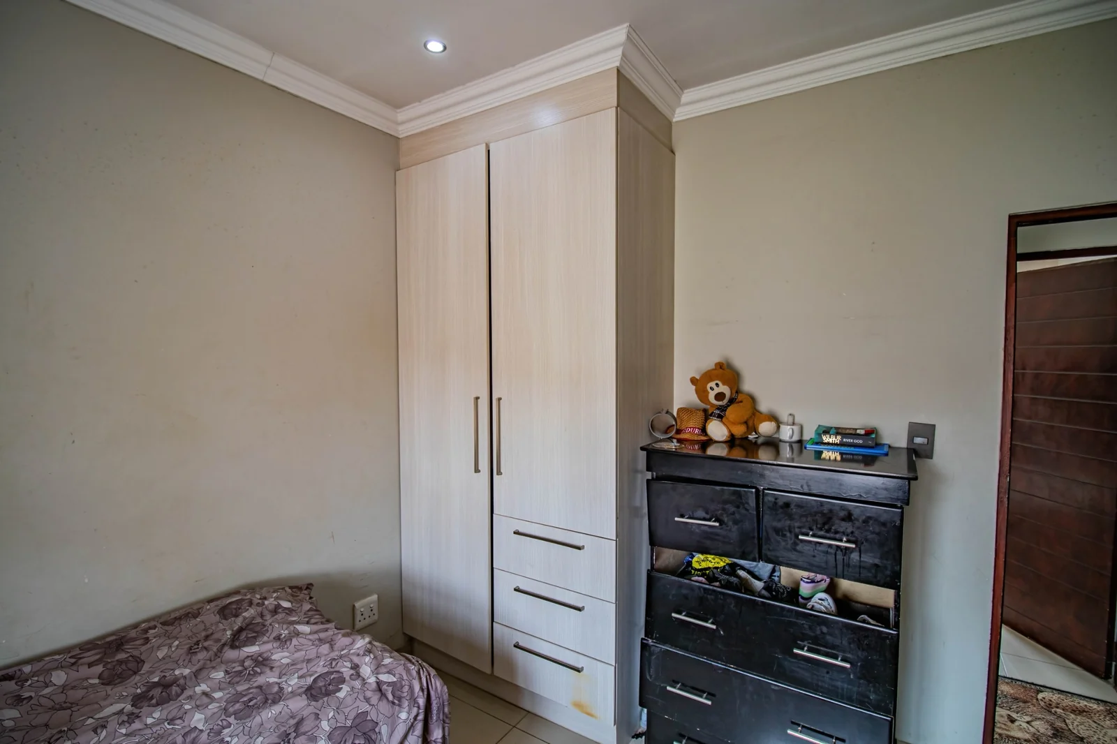 3-Bedroom, 2-Bathroom Family Home with Double Automated Garage To RENT in Parklands Secure Estate, Clayville