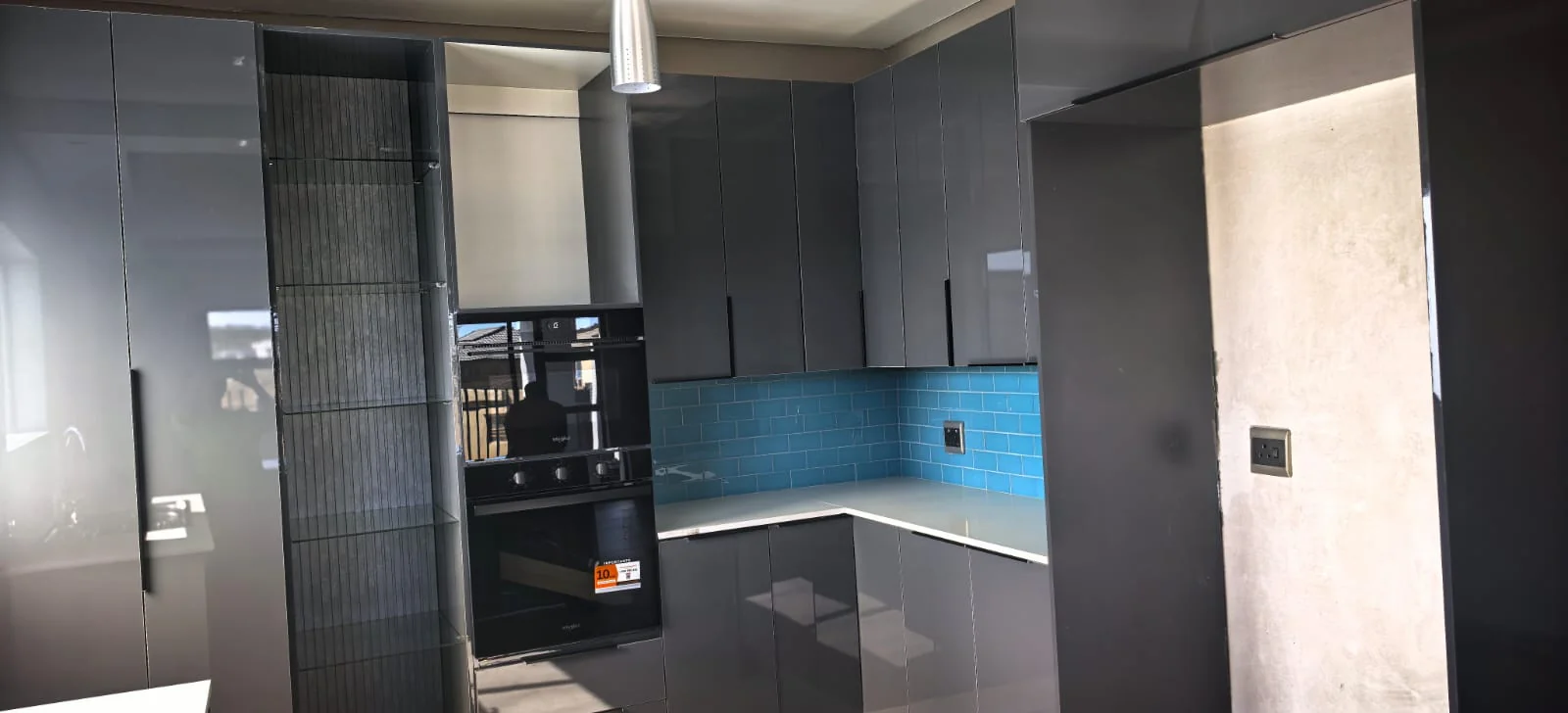 MODERN SINGLE-STOREY HOME IN BENDOR MEADOWS