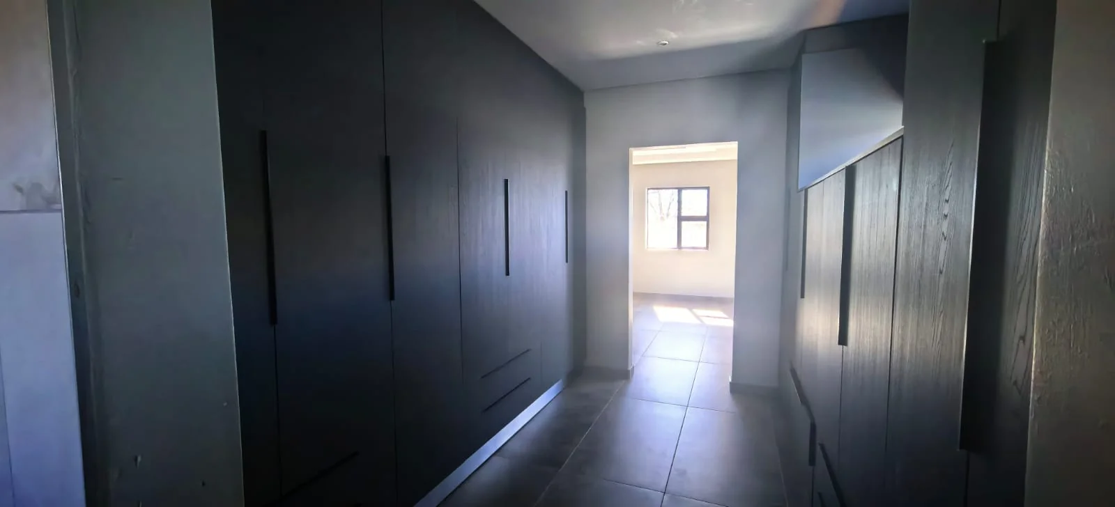MODERN SINGLE-STOREY HOME IN BENDOR MEADOWS