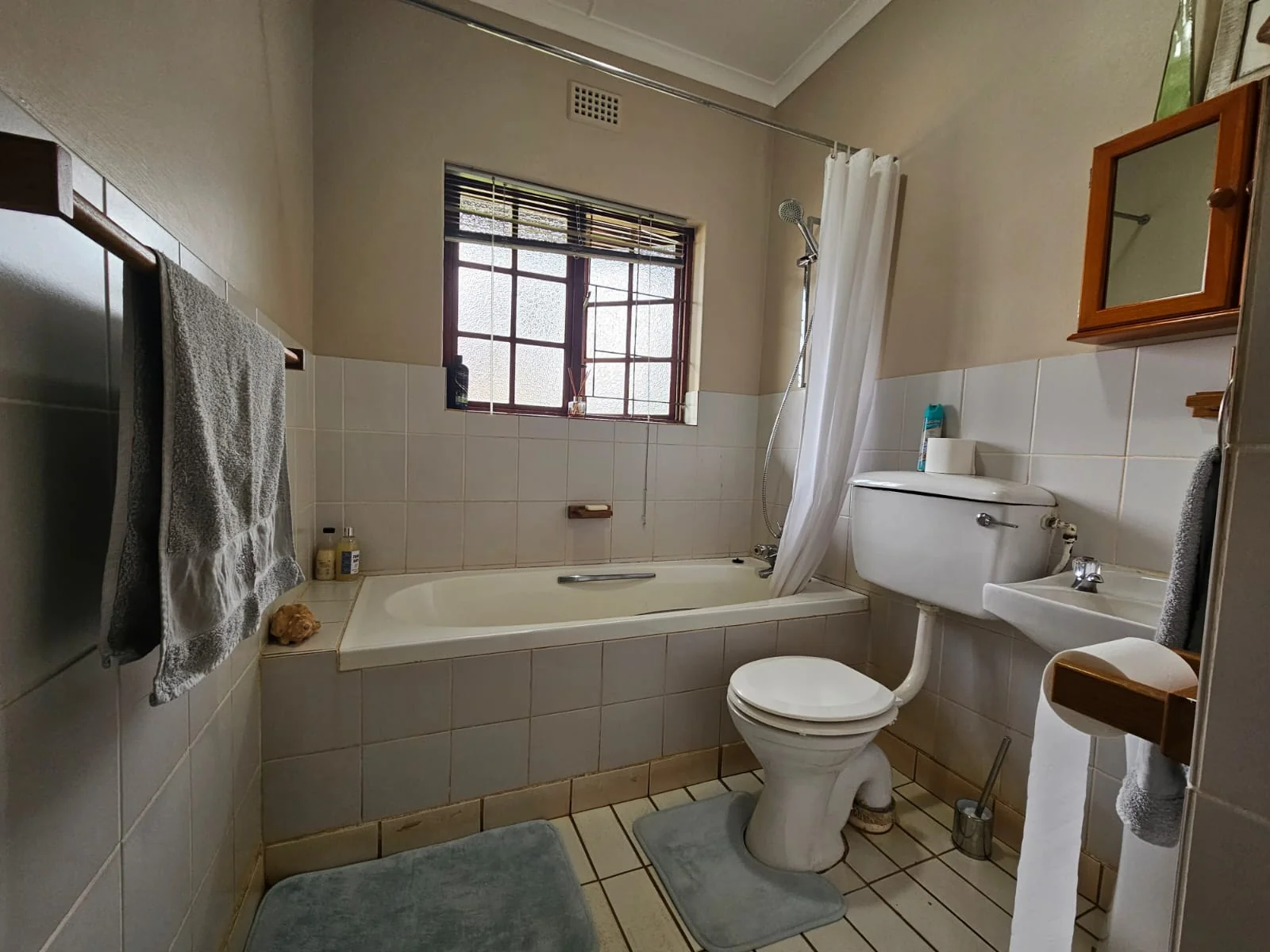 Spacious 4-Bedroom Home with Flatlet Looking for Its New Family
