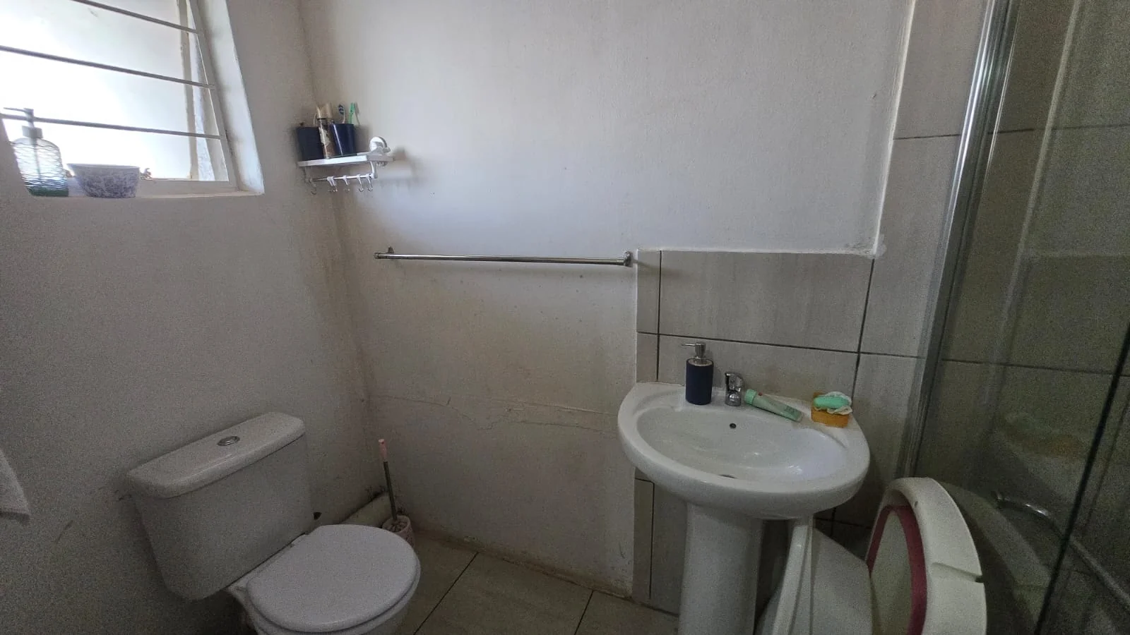 Income-Generating 5-Unit Investment | Rental Growth Potential | Birchleigh Ext 1