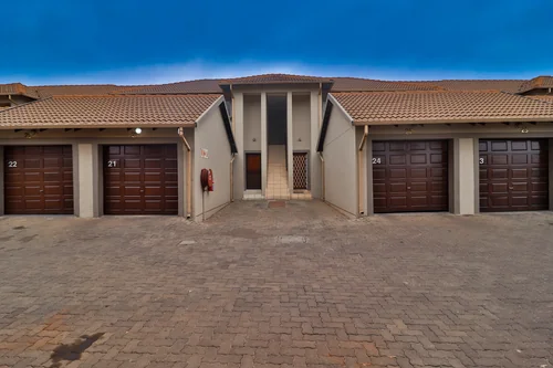 Greenstone Hill, Edenvale