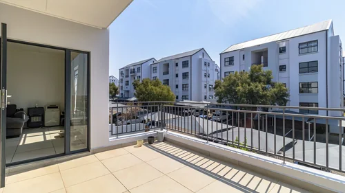 Greenstone Hill, Edenvale