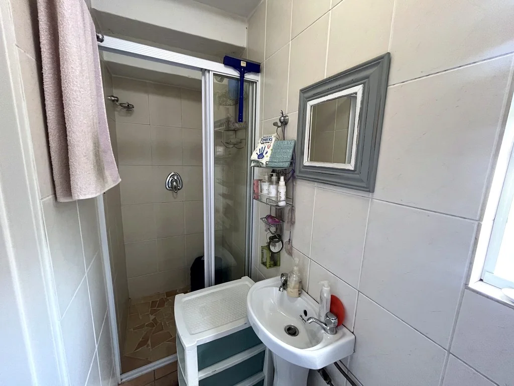 2 Bedroom Duplex in Glen Marais