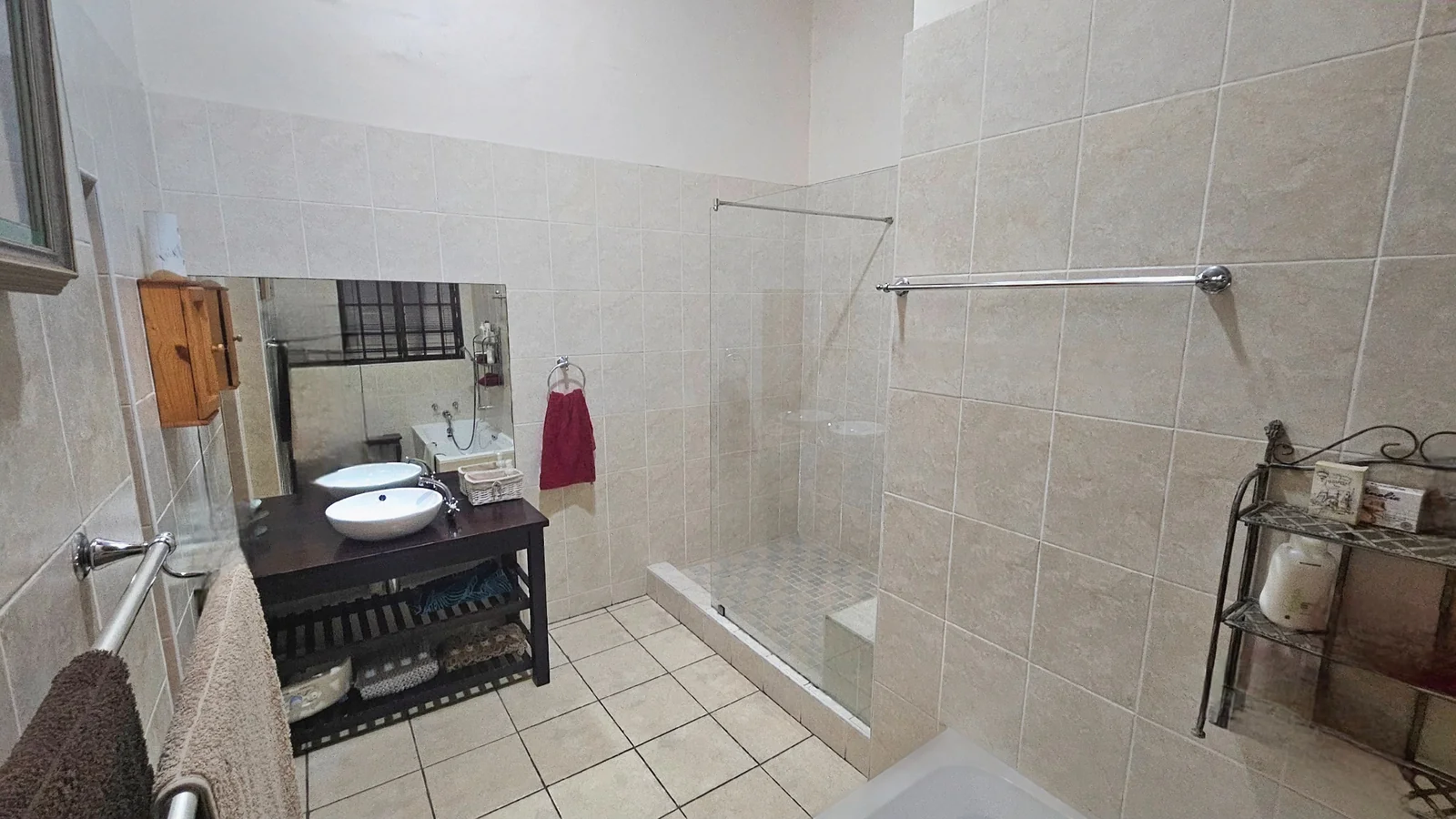 Exceptional Value – Immaculate, Move-In Ready Family Home!<br/>