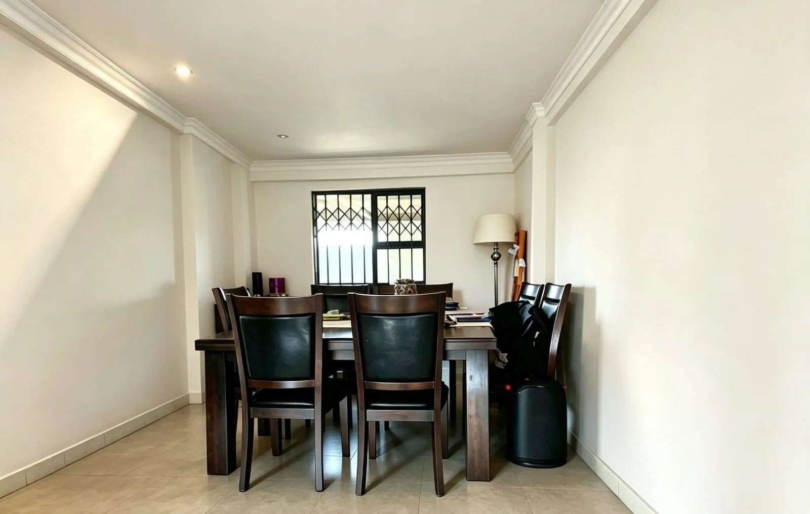 Spacious Family Home with Large Garage & Separate Flatlet