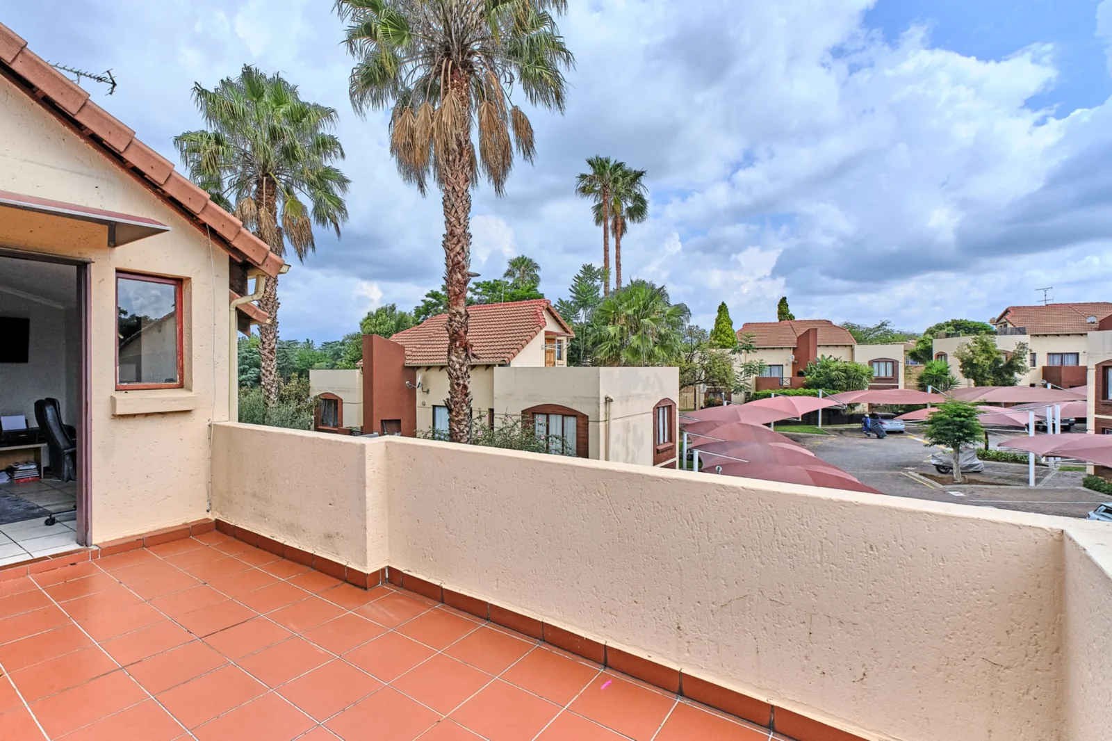 2 Bed, 1 Bath Apartment Including Loft For Sale In Bromhof.