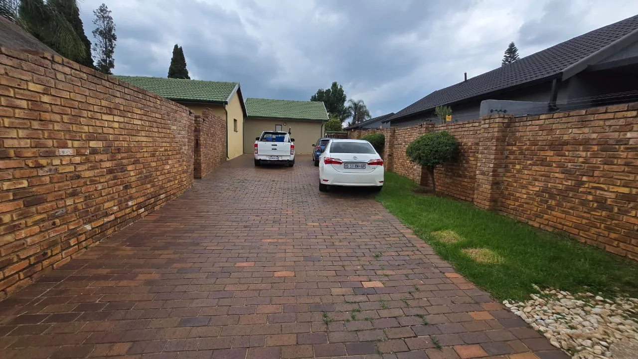 Investment Opportunity | 3-Bedroom Home + Flatlet | R20,000 Rental Income