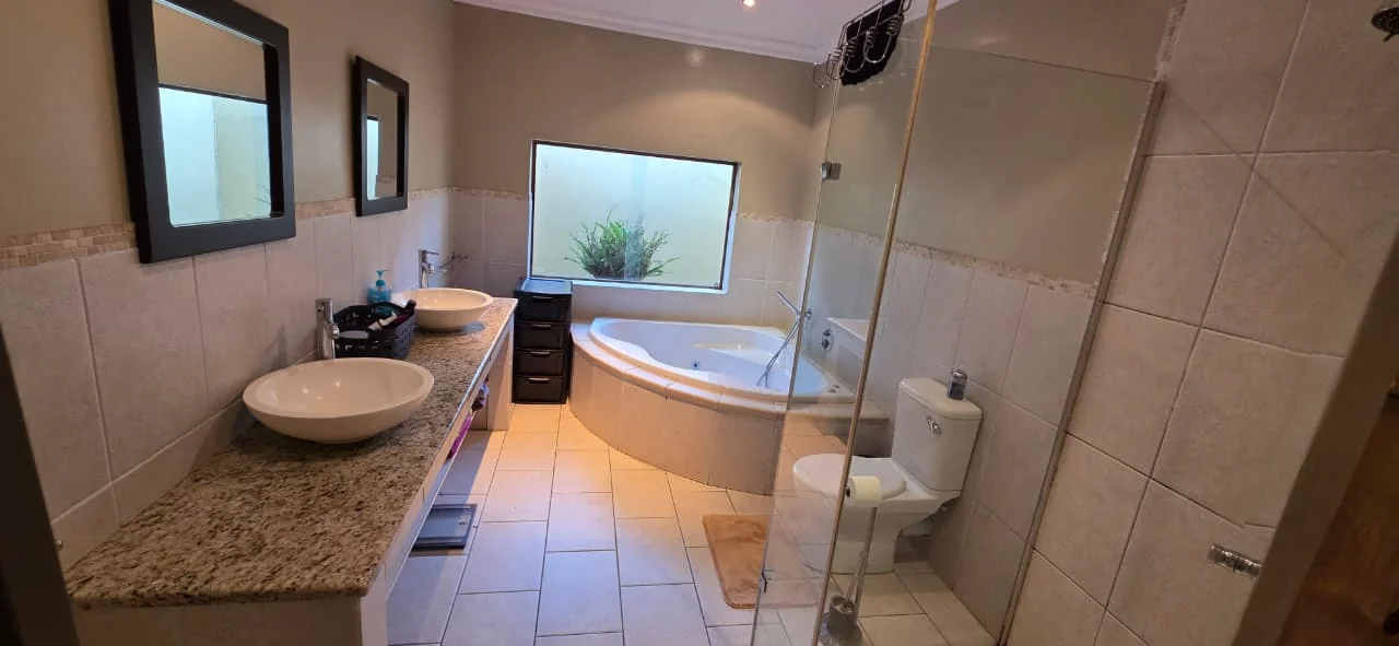 Investment Opportunity | 3-Bedroom Home + Flatlet | R20,000 Rental Income