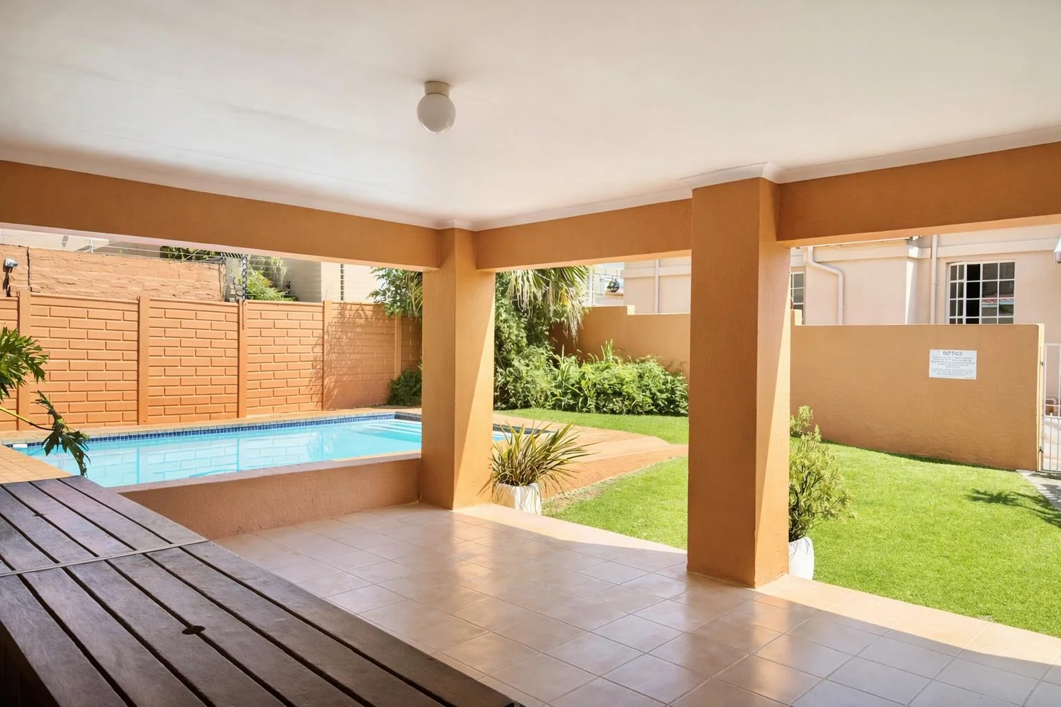 1 Bedroom, 1 bathroom apartment for Sale in Weltevreden Park