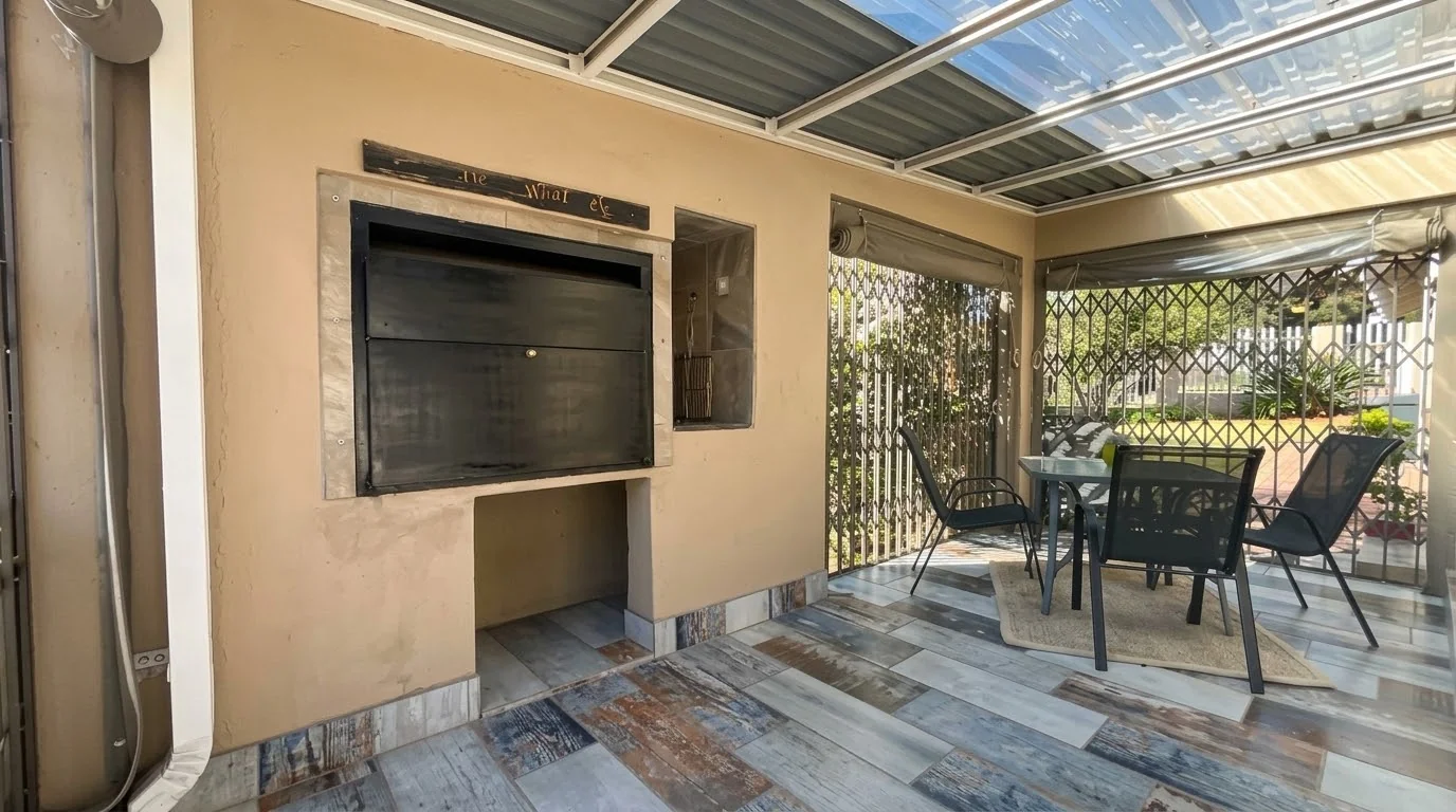 Spacious Freestanding Family Home to Rent in Rangeview