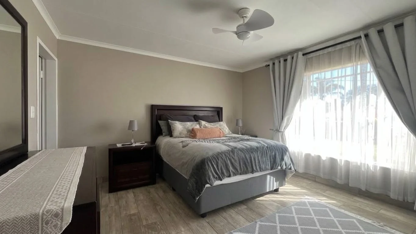 Spacious Freestanding Family Home to Rent in Rangeview