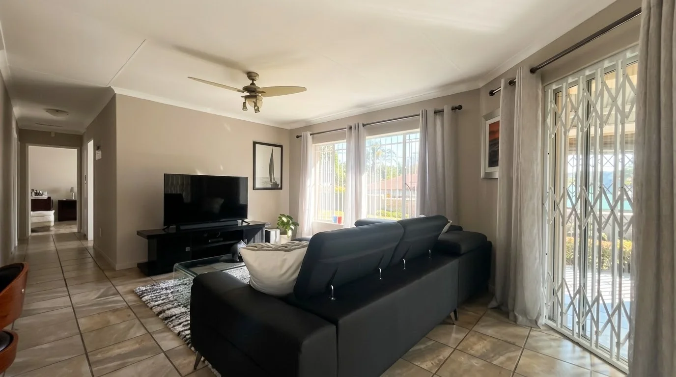 Spacious Freestanding Family Home to Rent in Rangeview