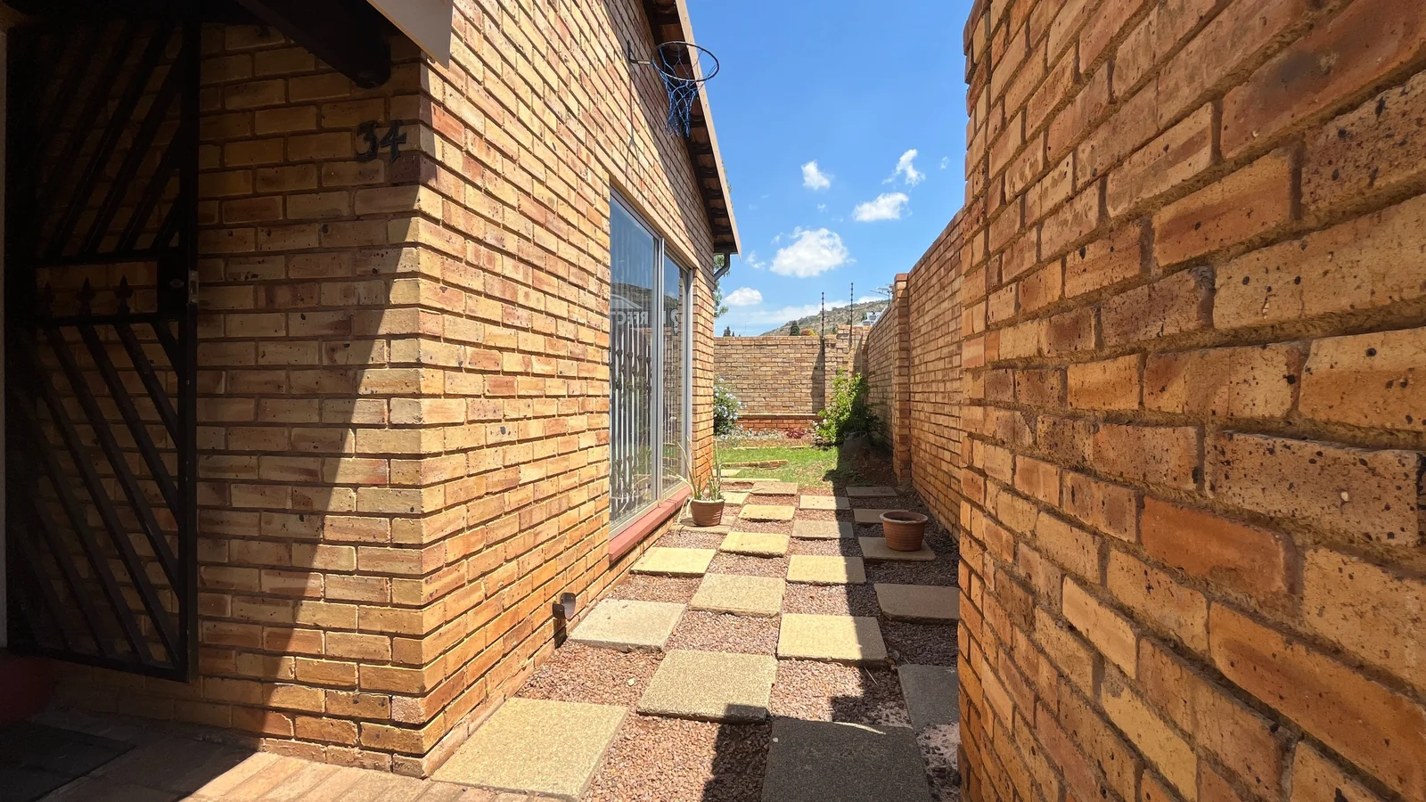 2 Bedroom duplex to rent in Little Falls