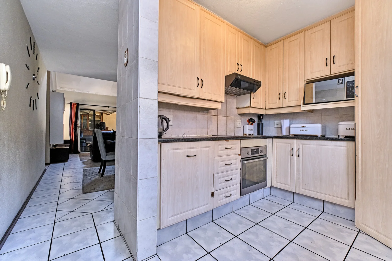 5 bedroom Home for sale in Radiokop/Strubensvalley