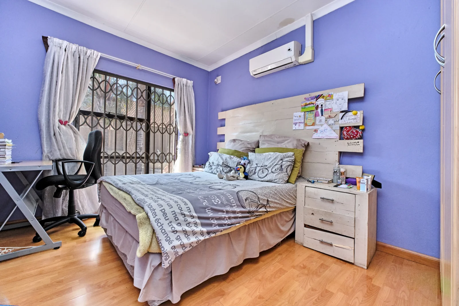 5 bedroom Home for sale in Radiokop/Strubensvalley