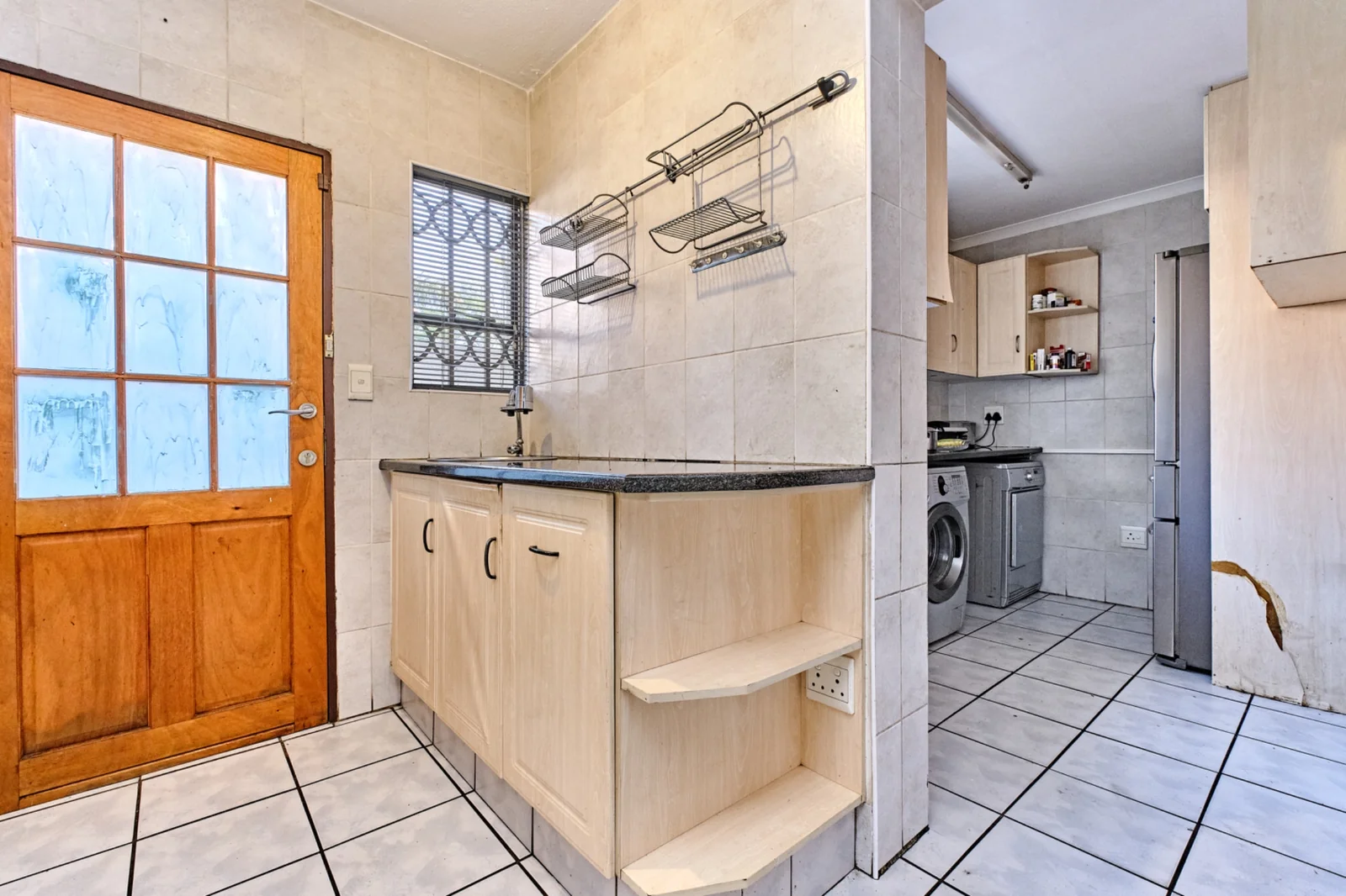 5 bedroom Home for sale in Radiokop/Strubensvalley