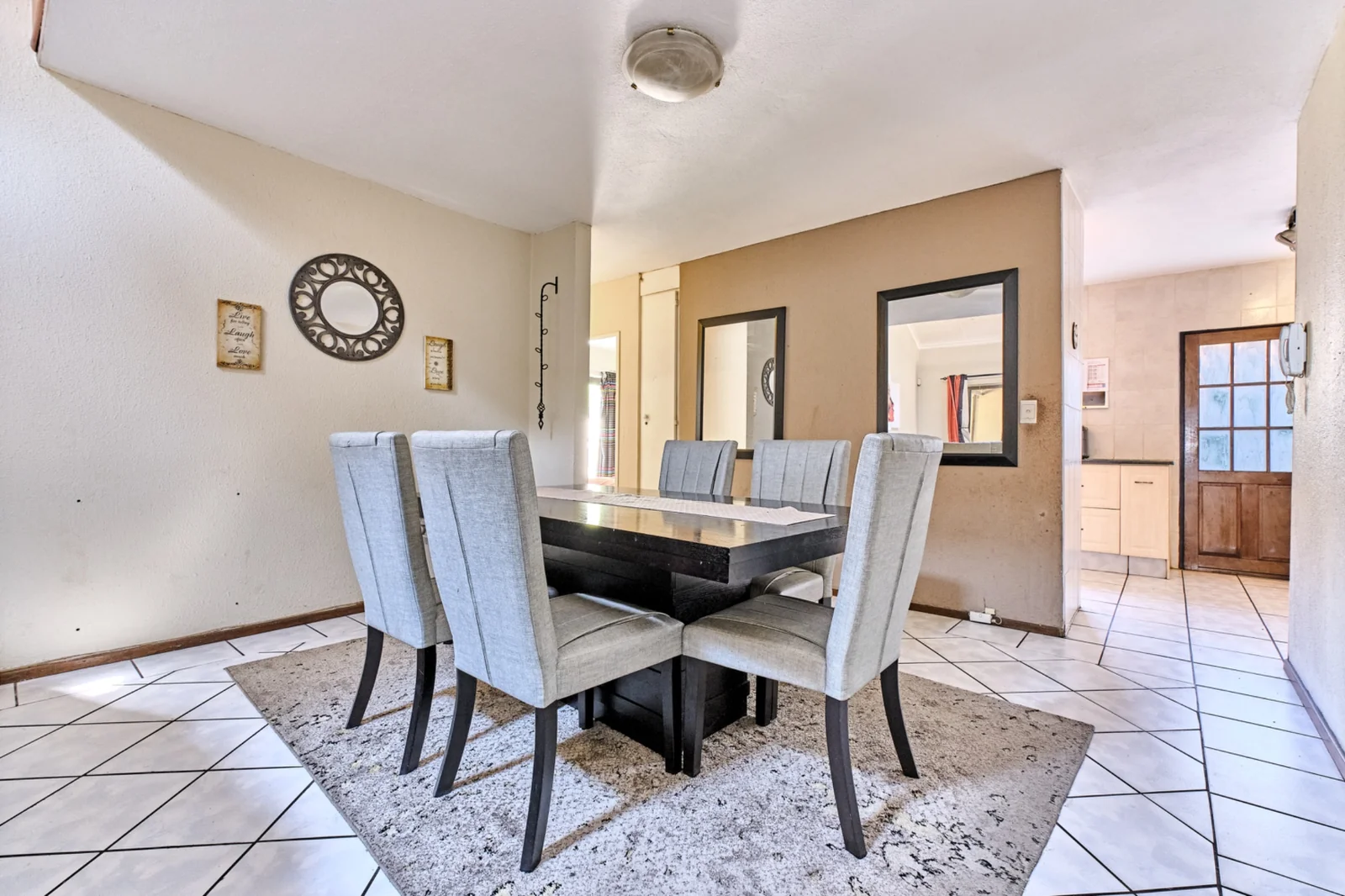 5 bedroom Home for sale in Radiokop/Strubensvalley