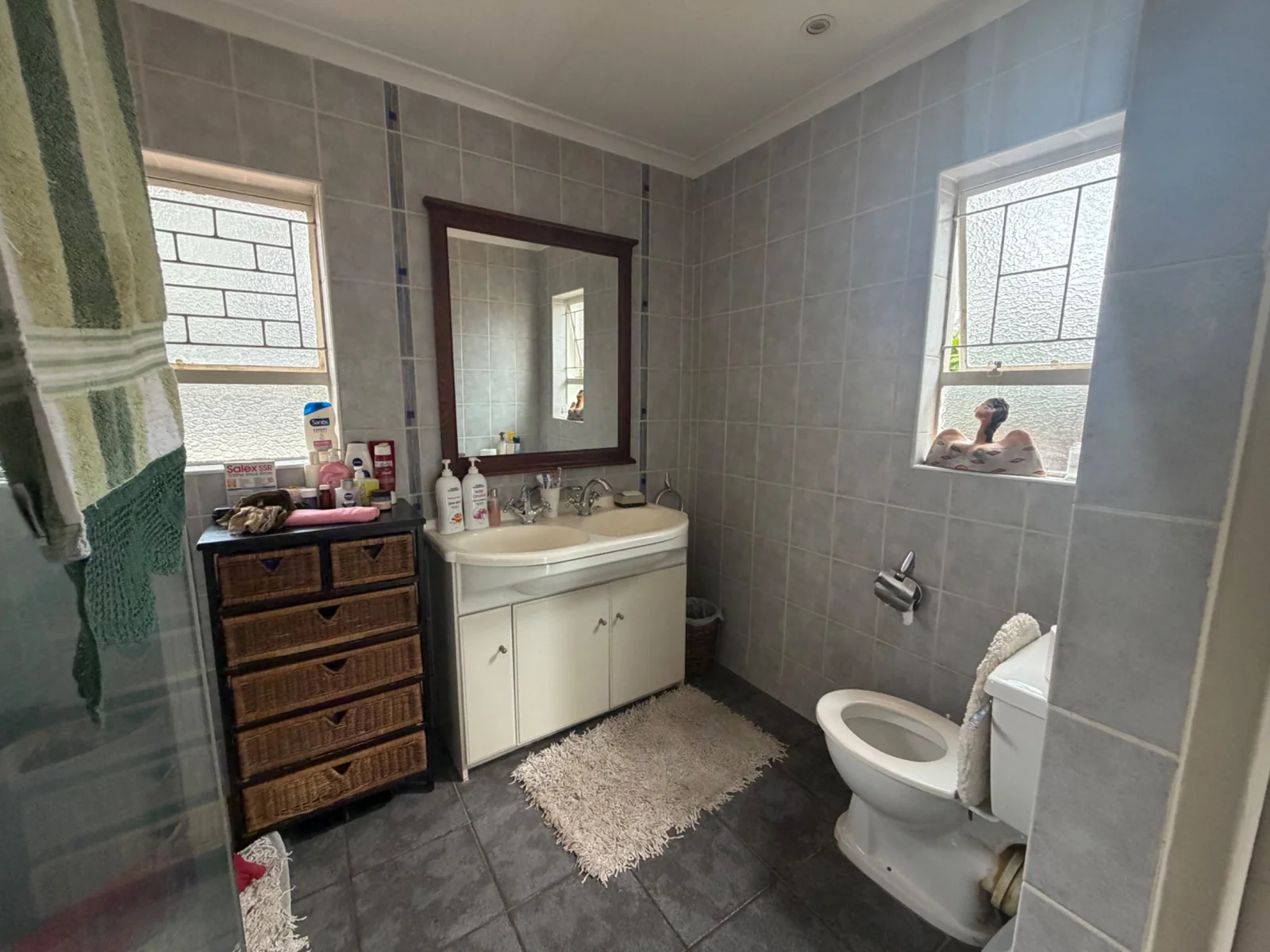 HUGE POTENTIAL FOR EXTRA INCOME ...... INSIDE A BOOMED OFF AREA.
