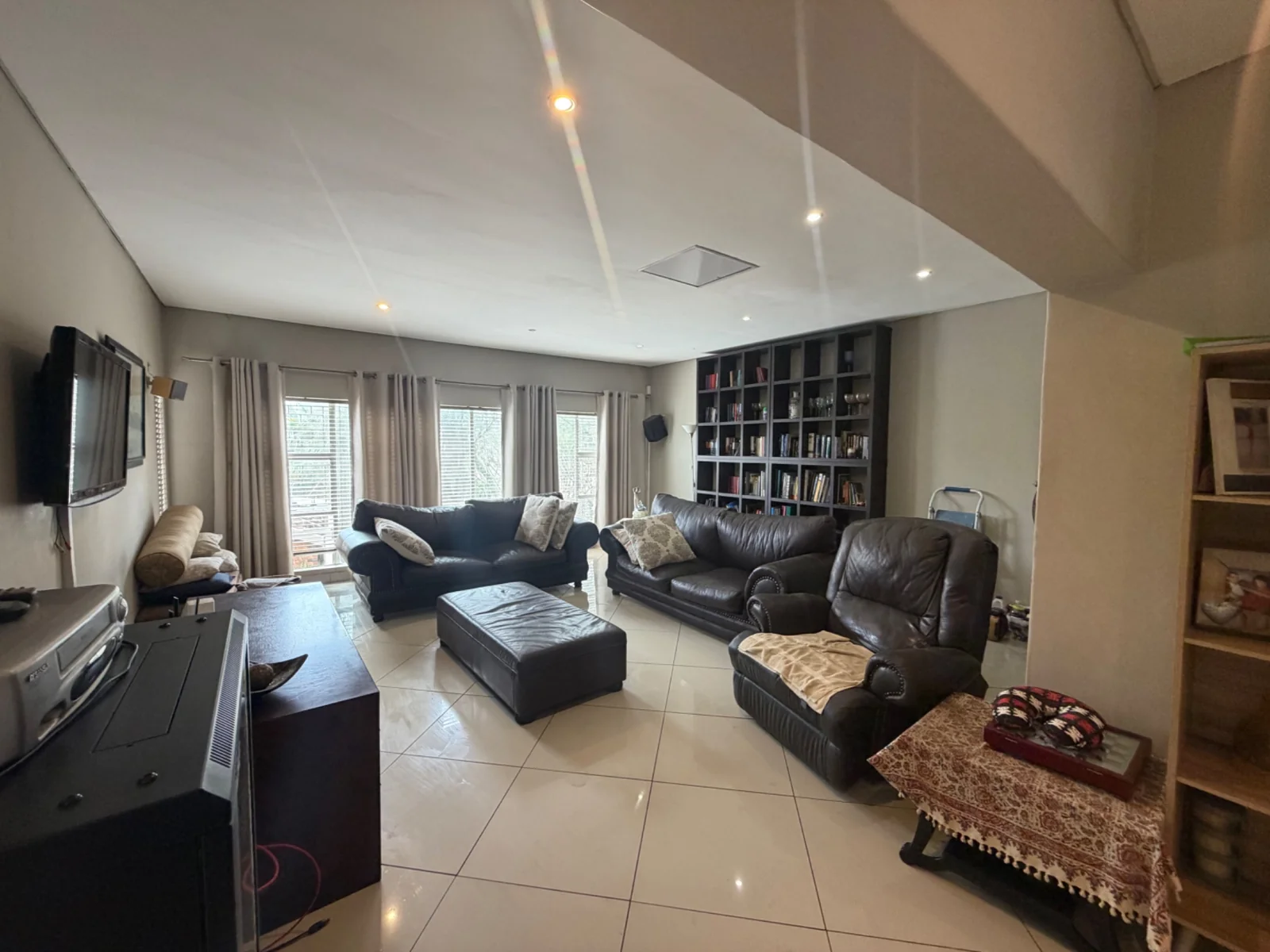 HUGE POTENTIAL FOR EXTRA INCOME ...... INSIDE A BOOMED OFF AREA.