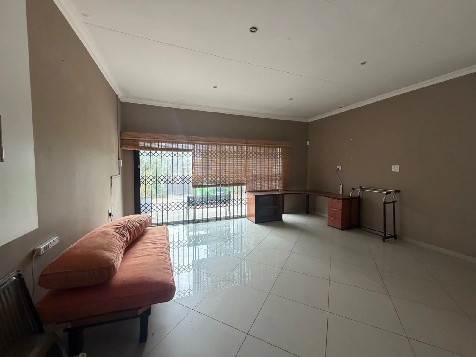 HUGE POTENTIAL FOR EXTRA INCOME ...... INSIDE A BOOMED OFF AREA.