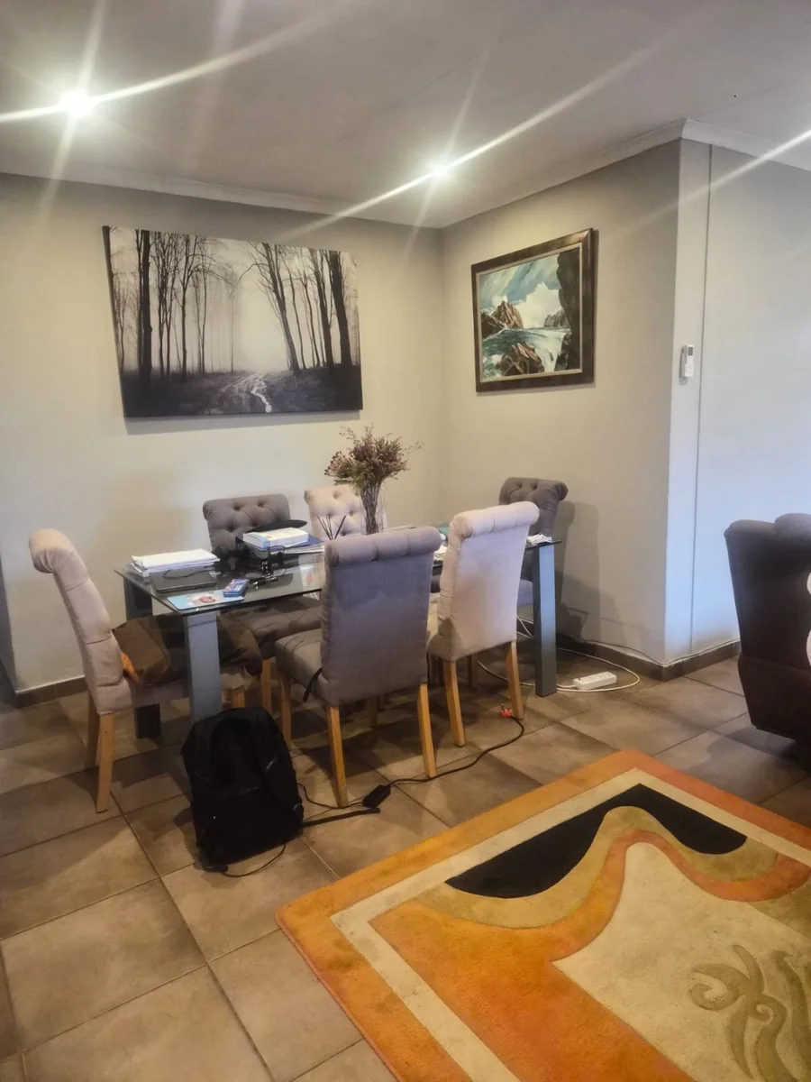 3 Bedroom House for Sale In Waterkloof East