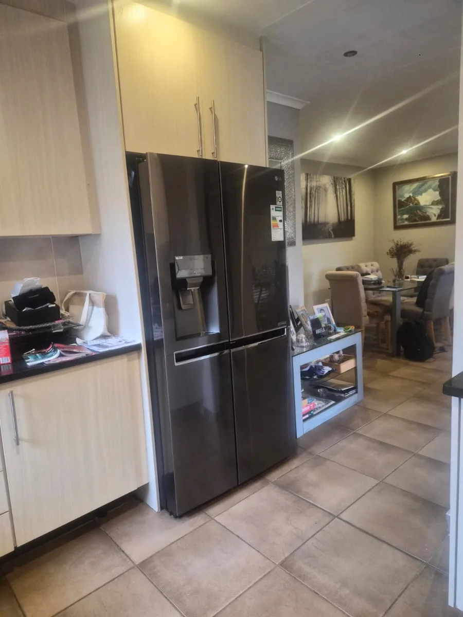 3 Bedroom House for Sale In Waterkloof East