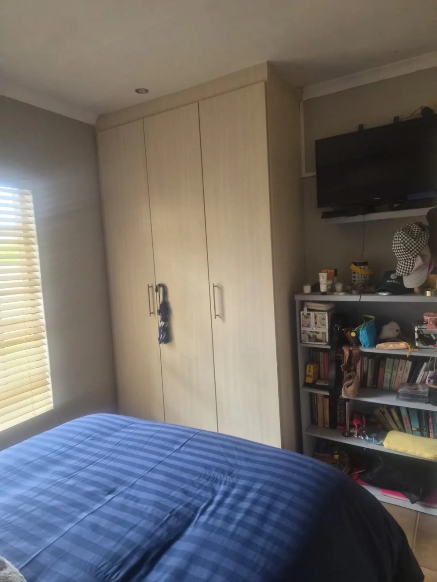 3 Bedroom House for Sale In Waterkloof East