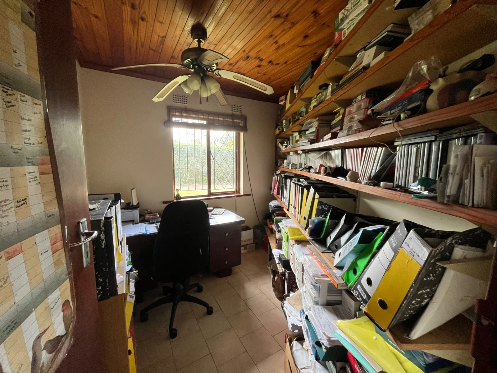 Thatched home for sale in Golfview Park