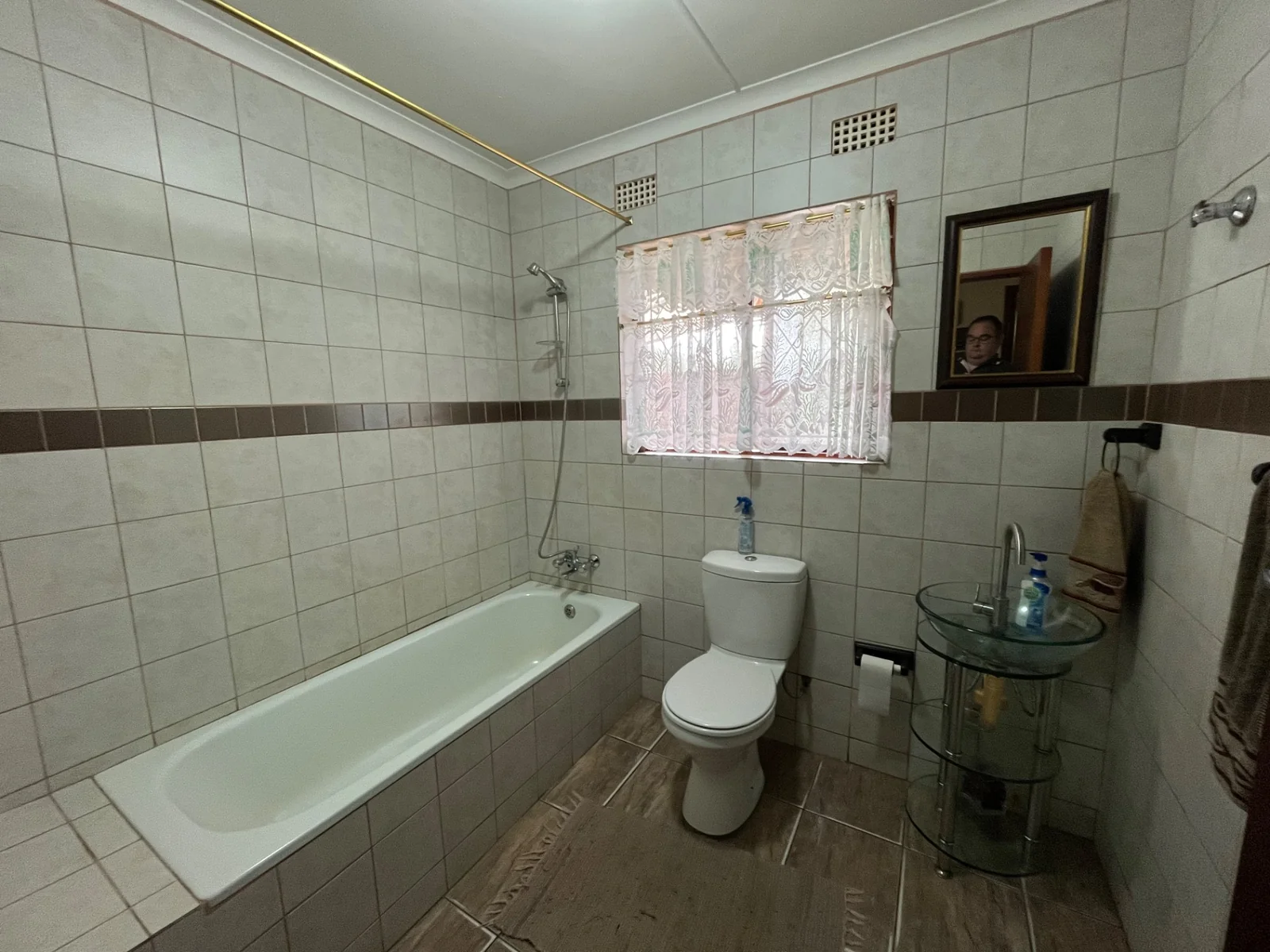 Thatched home for sale in Golfview Park