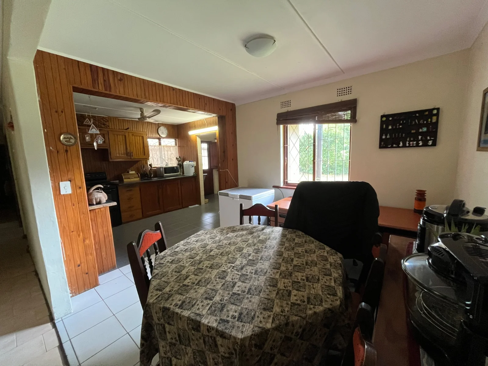 Thatched home for sale in Golfview Park