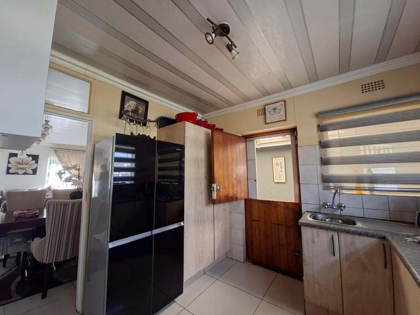 Spacious 3-Bedroom Family Home with Excellent Parking