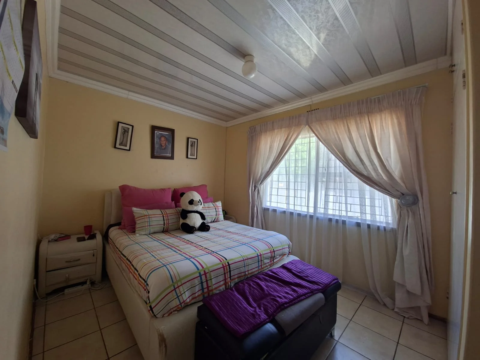 Spacious 3-Bedroom Family Home with Excellent Parking