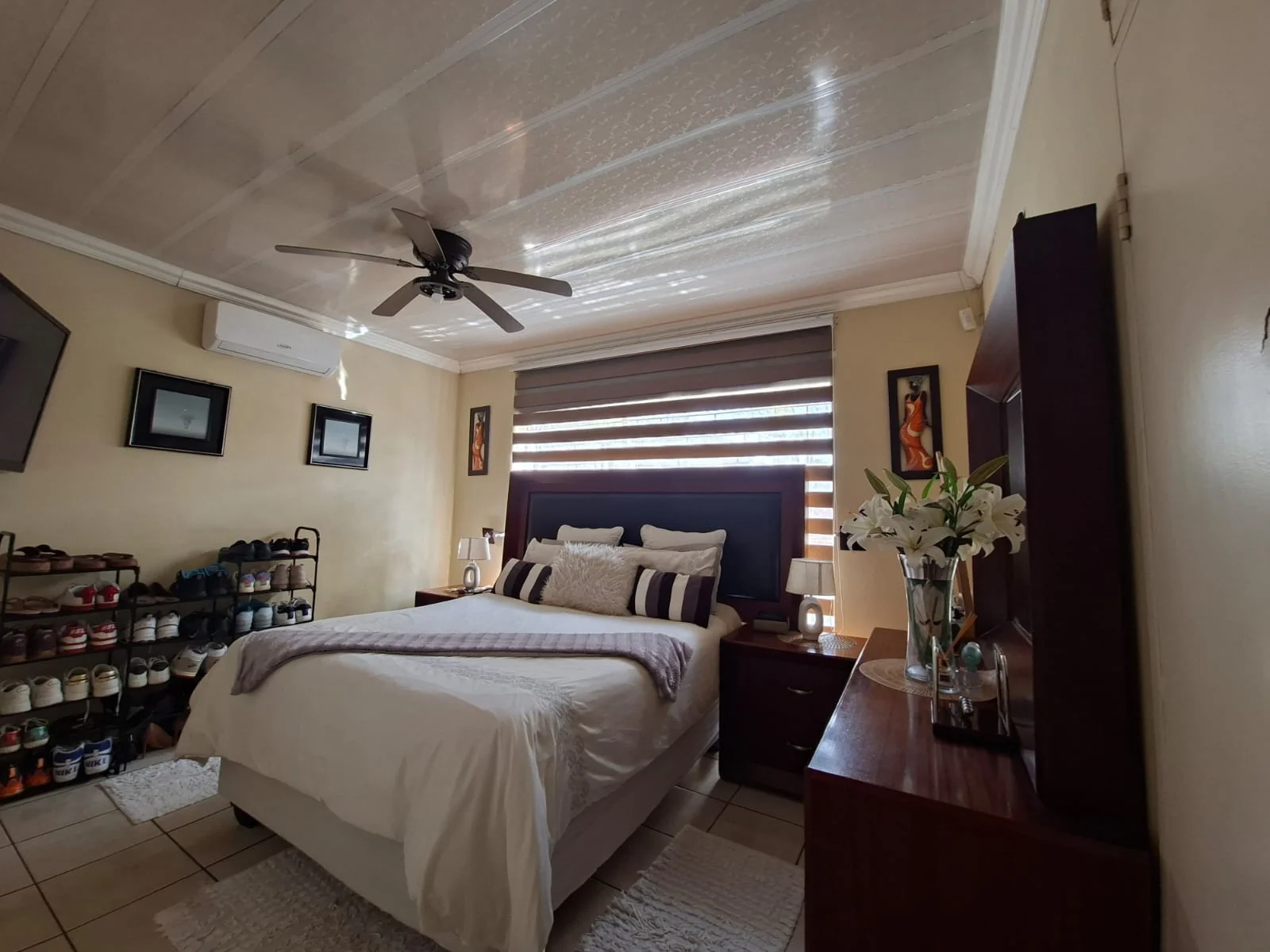 Spacious 3-Bedroom Family Home with Excellent Parking