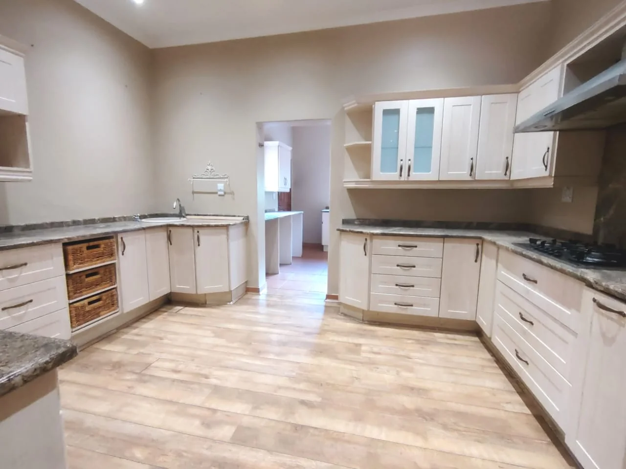 Fabulous Family Home , Great condition with ample space for All