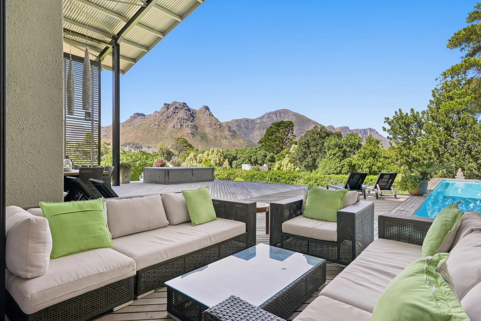 A One-of-a-Kind Forest Retreat with Unforgettable Views and Luxury Living