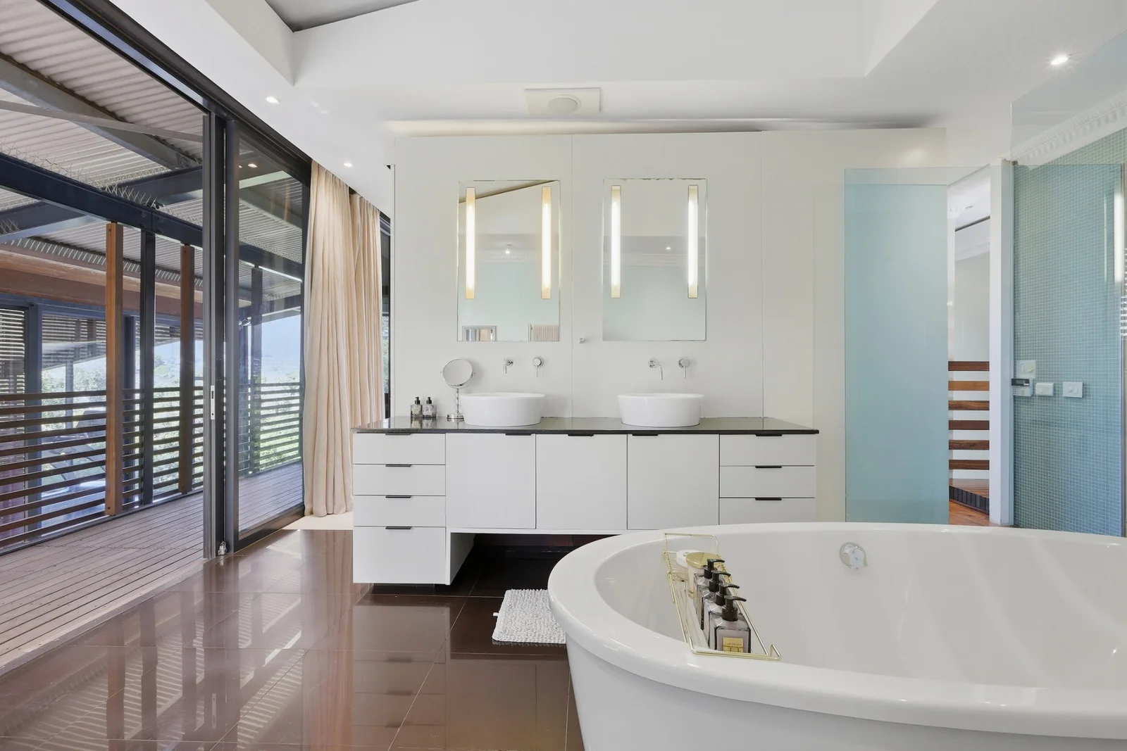 A One-of-a-Kind Forest Retreat with Unforgettable Views and Luxury Living