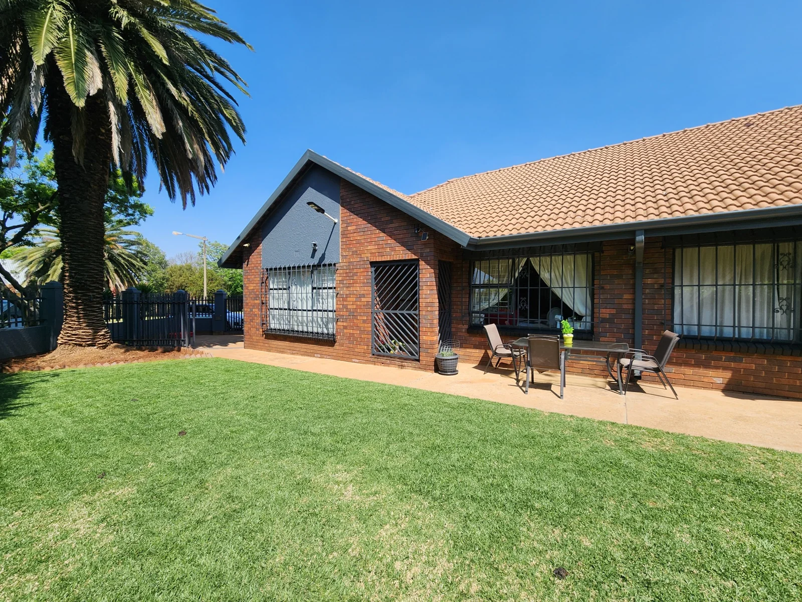 SPACE. SECURITY. VERSATILITY. A HOME THAT JUST WORKS.